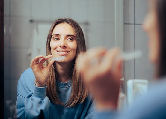 Woman in Bedford getting teeth whitening